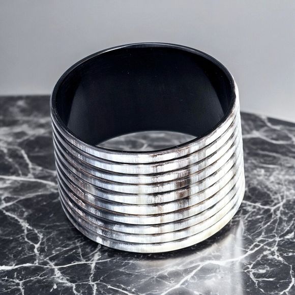 Ombre Wide Bangle Bracelet Ivory Black Ribbed Tribal Statement Jewelry - Picture 1 of 6
